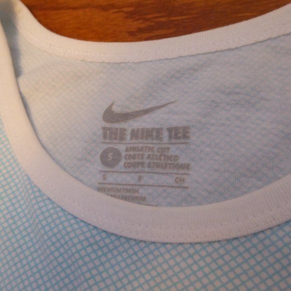 Nike Light Blue Tank - Picture 5 of 6
